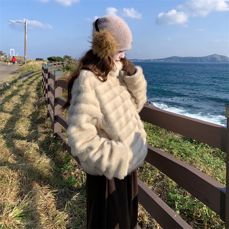 【新款】现货内里加棉水貂绒外套2C131-698-P205K298,女装短外套,2C131