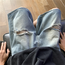 蓝色