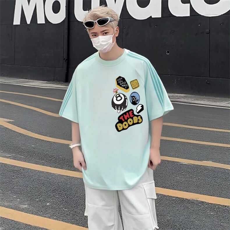 抖音得物品质二开240克宽松纯棉美式潮牌印花三条杠中性风短袖T恤,男装T恤,电商A486