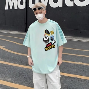 抖音得物品质二开240克宽松纯棉美式潮牌印花三条杠中性风短袖T恤图片