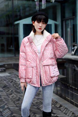 90绒羽绒服，女装羽绒服，娇姿百合