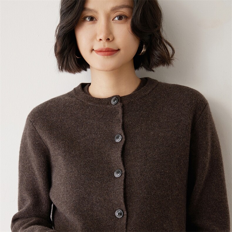 时尚女士背心吊带30%秋冬保暖显瘦无袖针织马甲,女装背心吊带,雪山红莲