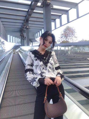 春装新款，气质款一系列，女装，依依主导