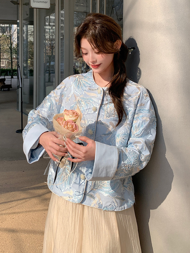 璀璨刺绣短外套女重工钉珠上衣2025春季新款轻奢风拼接别致夹克衫,女装短外套,浙宝208A