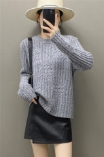 2025年秋季新款花纱圆领宽松套头针织衫休闲，女装针织衫/毛衣，织绒羊