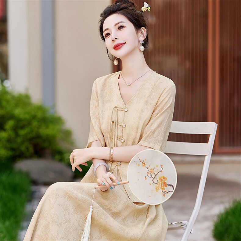 新中式国风套装裙女2024夏新款提花盘扣衬衫高腰显瘦半身裙两件套,女装套装/套裙,芷墨服饰