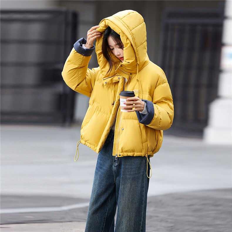 白鸭绒姜黄色羽绒服女短外套2025冬季新款小个子宽松百搭面包服,女装羽绒服,鑫源服饰