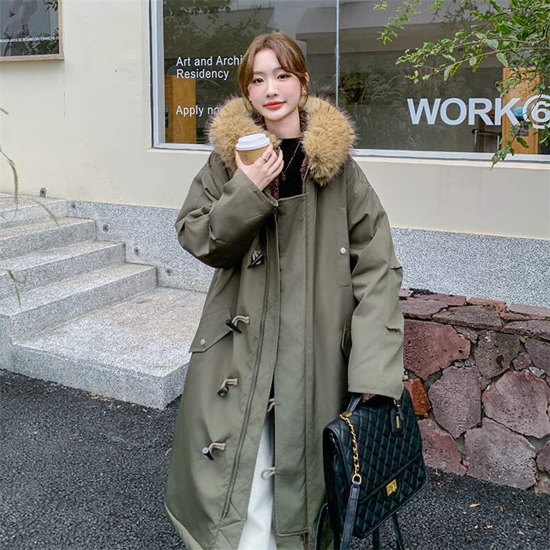 军绿色中长款大毛领连帽羽绒棉服女冬季超火好看加厚棉衣棉袄外套,女装短外套,2B183