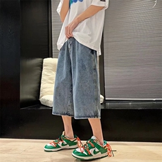 蓝色