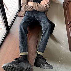 蓝色