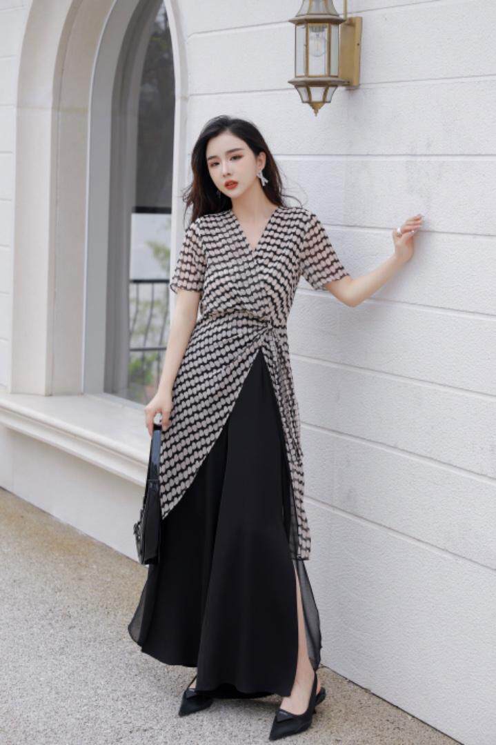 2023年时装套裤，其它，贻思茗