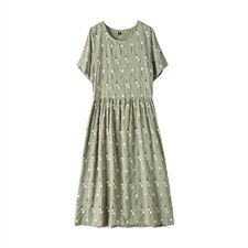 2021年夏季通勤韩版中长款A字裙小碎花妈妈装高腰短袖圆领裙子，女装连衣裙，伊满意