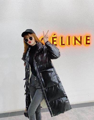 羽绒服白鸭绒黑色粉色卡色中长款，女装羽绒服，凯宝莉