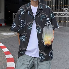 黑色
