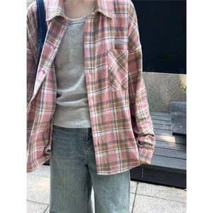 2025新款刺绣嫩粉色格子衬衫外穿女时尚高级宽松休闲显瘦衬衣开衫图片