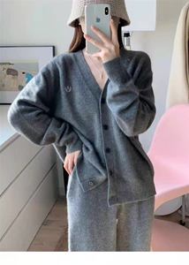 春秋新款V领针织开衫女宽松韩版薄刺绣纯色针织外套慵懒百搭毛衣图片