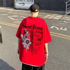 红色