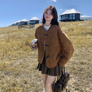 韩系复古牛角扣皮毛一体两面穿外套女秋冬2025新款加厚麂皮绒夹克图片