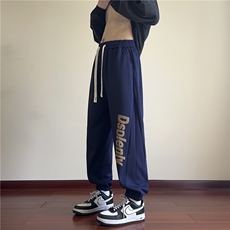 藏青色