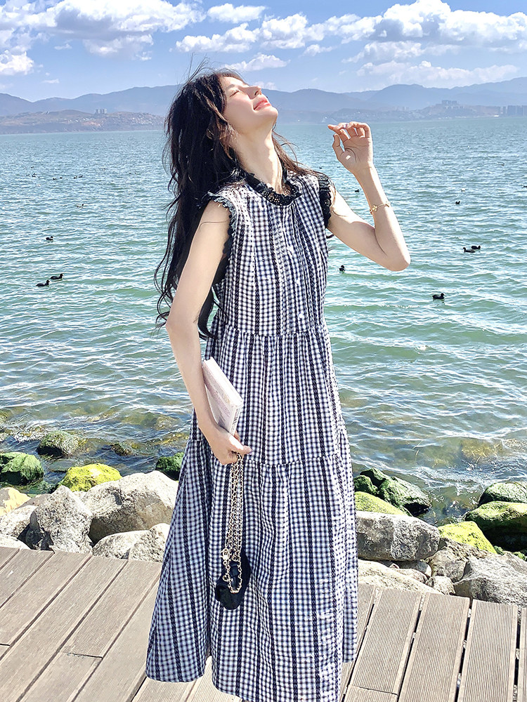 撞色拼接木耳边复古格纹连衣裙女夏2025新款海边度假风过膝长裙子,女装连衣裙,浙宝276（原081）