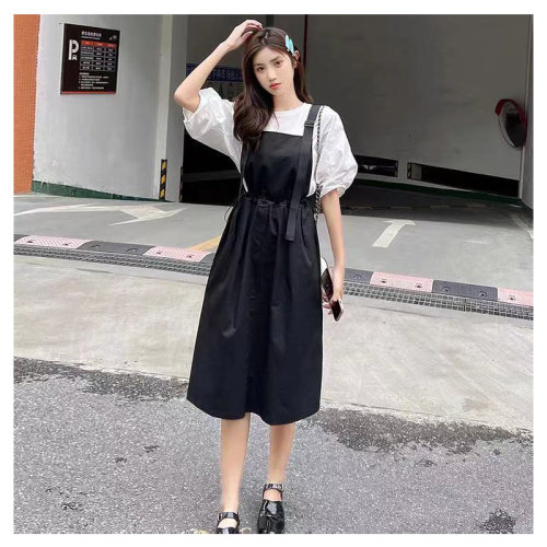 bf网红文艺套装裙女夏新款显瘦工装泡泡袖减龄上衣背带收腰两件套,女装连衣裙,潮品会