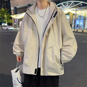 2023春秋季新款冲锋衣外套男士潮牌连帽防风夹克上衣W7908-P60