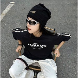 抖音得物高品质二开240克宽松纯棉美式潮牌三条杠织带短袖T恤图片