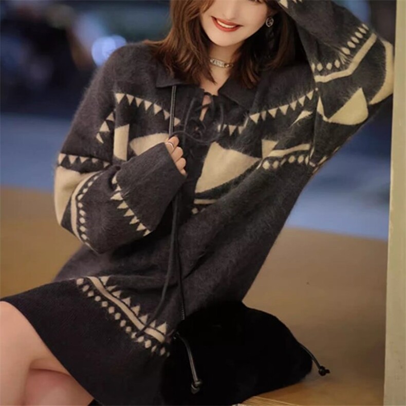 秋款长袖翻领针织连衣裙法式复古几何图案显瘦百搭气质女装,女装连衣裙,珍珑羊绒
