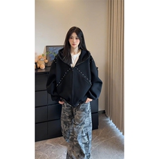 抖音得物高品质26春装美式高街铆钉杜宾犬耳朵开衫卫衣外套W125，女装短外套，电商A486