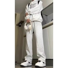 灰色