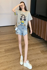 慵懒风休闲运动套装女夏新款百搭圆领短袖印花T恤牛仔短裤两件套图片