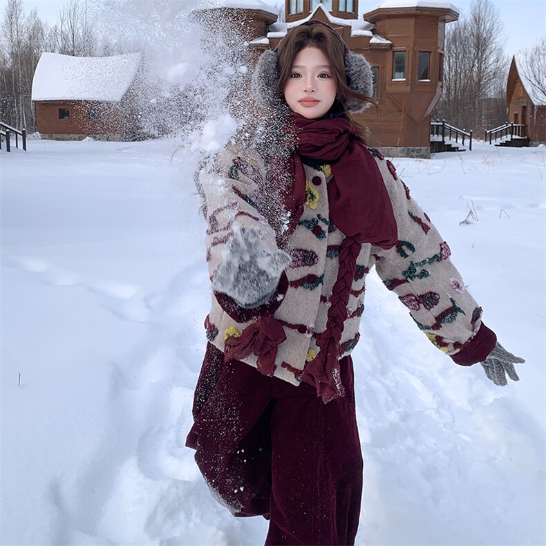 （预售7天）羊毛手工浮雕毛毡工艺羽绒服配围巾灯芯绒裤三件套女，女装套装/套裙，浙宝189