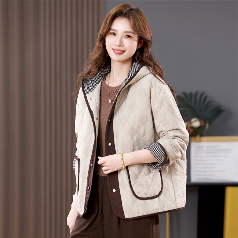 2025年冬季休闲棉服,女装棉衣/棉服,悦见她