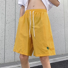 黄色