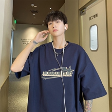 藏青色