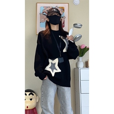 黑色