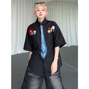 潮牌花卉刺绣短袖衬衫男女夏季手绘涂鸦设计感衬衣宽松情侣五分袖图片
