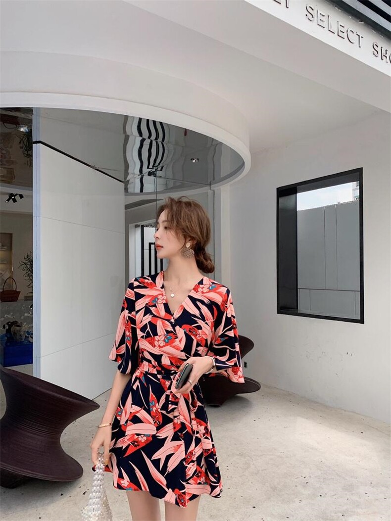 夏季新款连衣裙，女装连衣裙，早颜