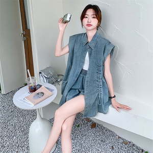 酷飒拽姐牛仔套装裤女夏薄2025新款松弛感穿搭马甲短裤炸街两件套图片