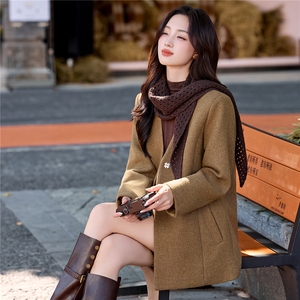 主推现货2025年简约领型修饰颈部线条凸显优雅女人味配送显瘦腰带图片