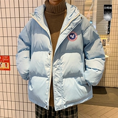 浅蓝色
