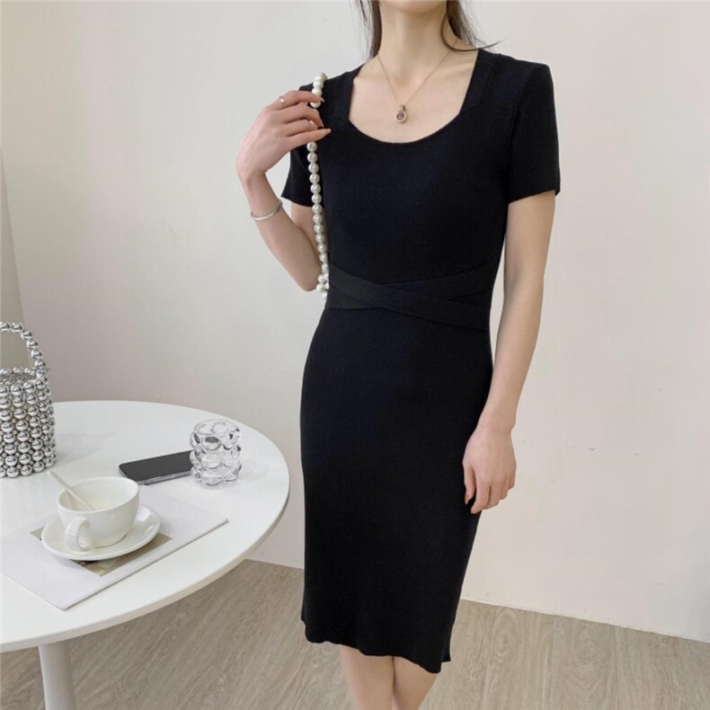 连衣裙，女装连衣裙，魅力元素