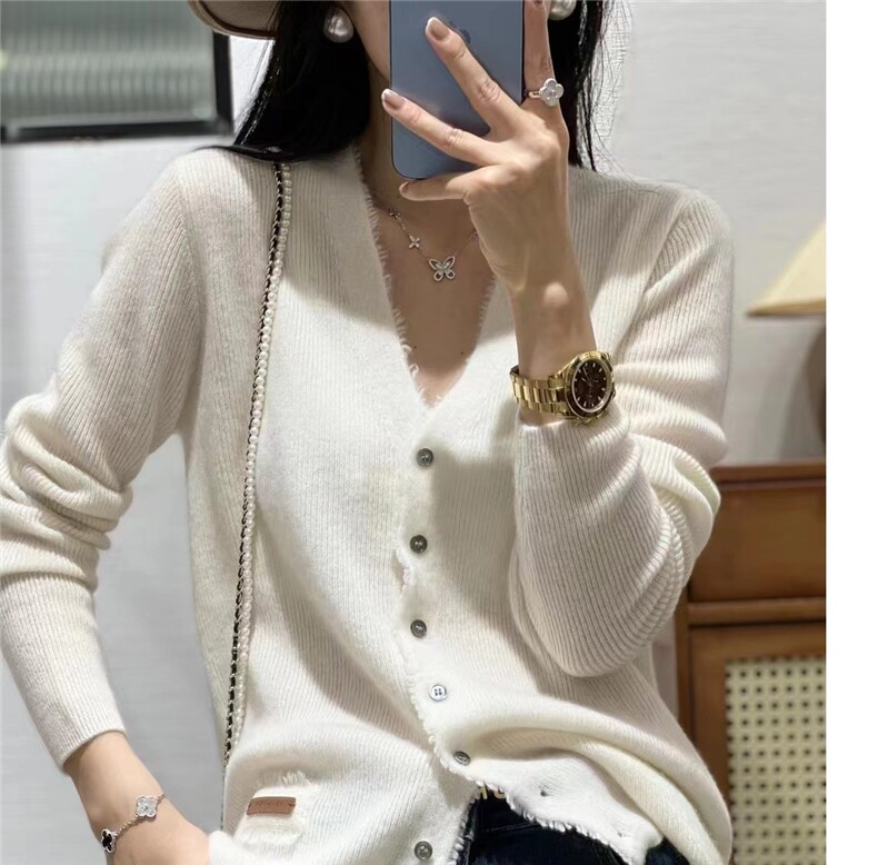 流苏v领35%羊绒针织开衫休闲舒适单排扣，女装羊绒衫，以美红杉羊绒