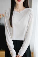 洋气春季新款圆领针织衫女宽松显瘦百搭长袖上衣可外简约打底衫，女装蕾丝衫/雪纺衫，昭美羊绒