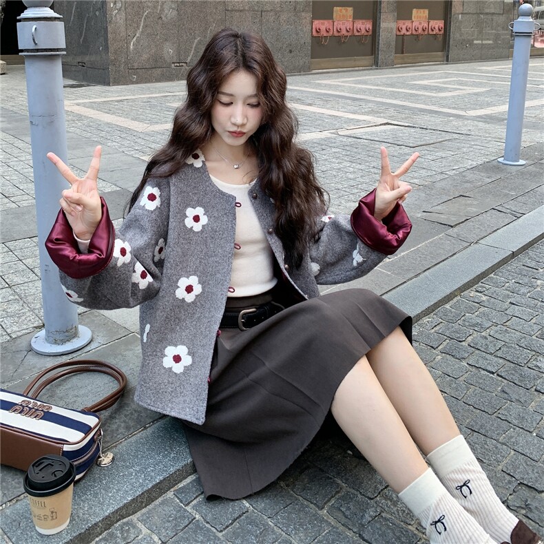 韩系短款毛呢外套女冬季2025新款设计感碎花减龄休闲显瘦呢子上衣,女装毛呢外套,2C177