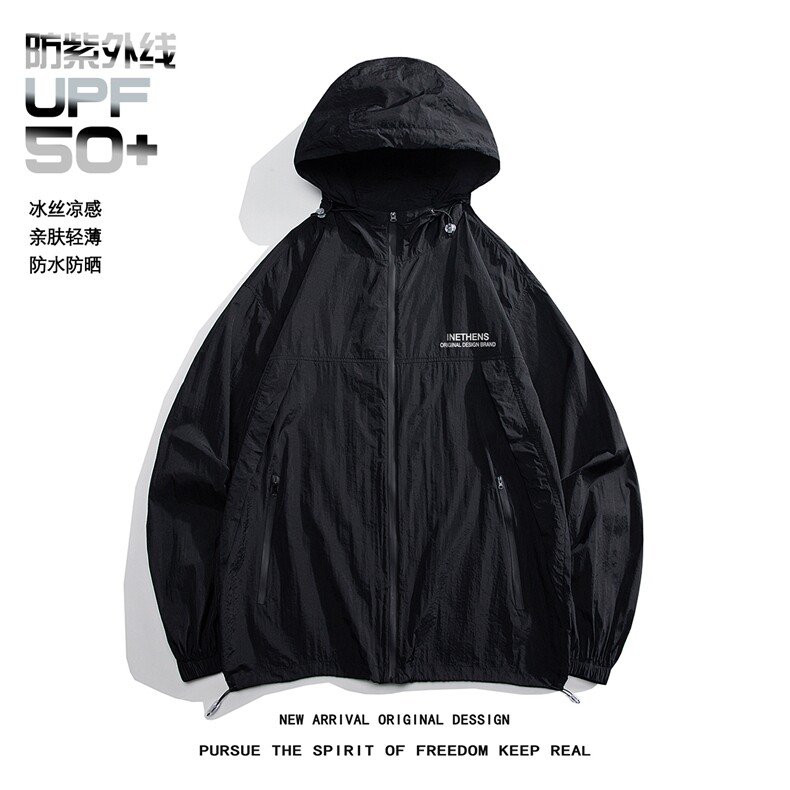 白底23新款夏季百搭薄款时尚印花连帽防晒衣外套F162P65控88,男装防晒衣,电商A247-1