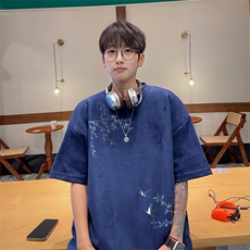 藏青色