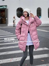 刺绣羽绒服，女装羽绒服，萌之慧