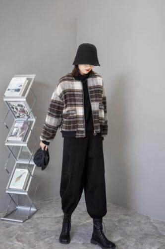 【现货】呢料加棉加厚棒球服外套，女装，壹题YITI