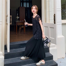 黑色辣妹性感蕾丝镂空罩衫两件套连衣裙夏新款别致显身材吊带长裙，女装套装/套裙，2C211
